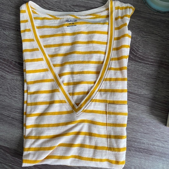 NWOT Madewell Whisper Cotton V-Neck Pocket Tank - Picture 3 of 3